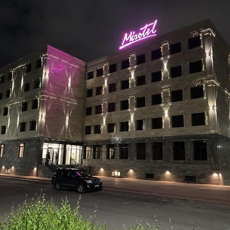 Mirotel Hotel Asztana Kültér fotó